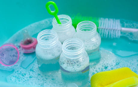 Esterilizar mamaderas del bebe